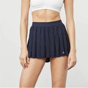 Alo Yoga Varsity Tennis Skirt in True Navy XXS